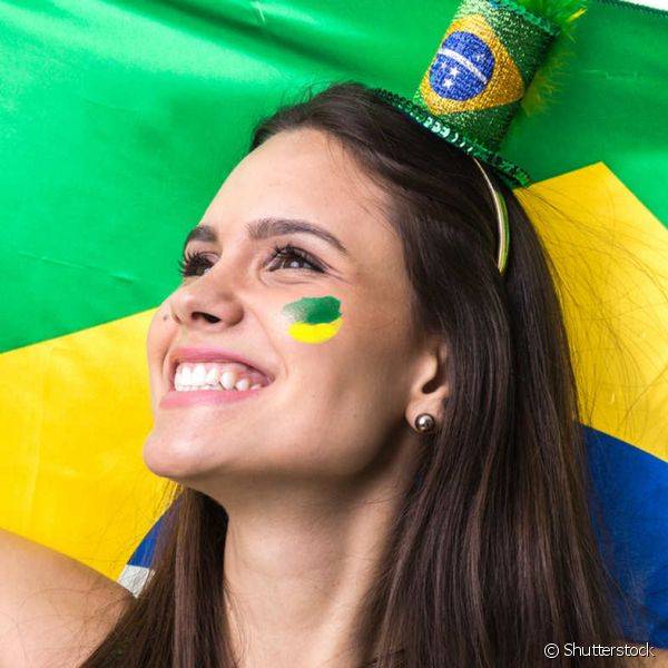 Veja quais itens usar no seu look para os jogos do Brasil e se inspire! (Foto: Shutterstock)